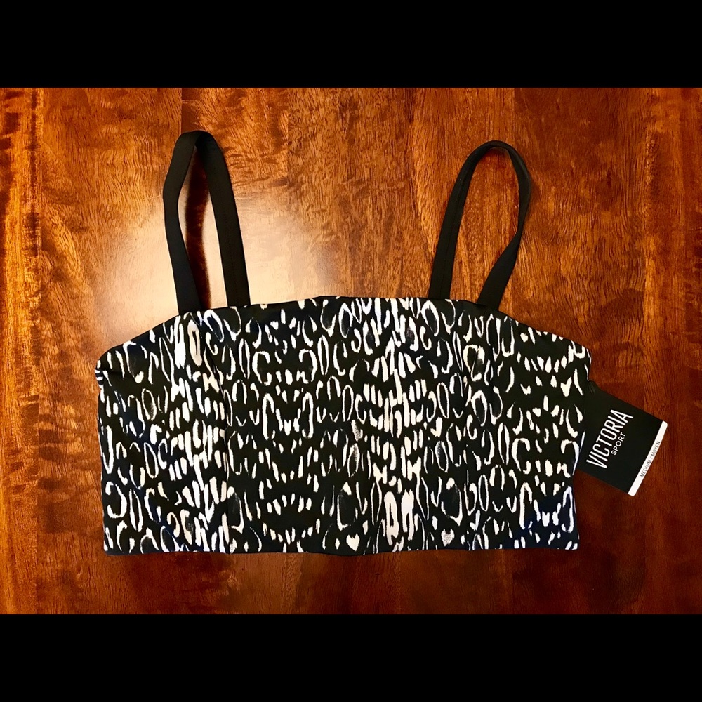 Victoria Secret Sports Bra, Medium
